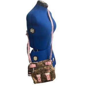 KING’S CAMO Women’s Crossbody Pink & Camouflage 10.5X10.5